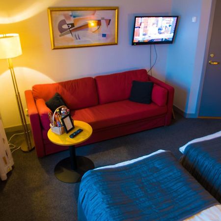 Hotel Lumber&Karle Kvänum Zimmer foto